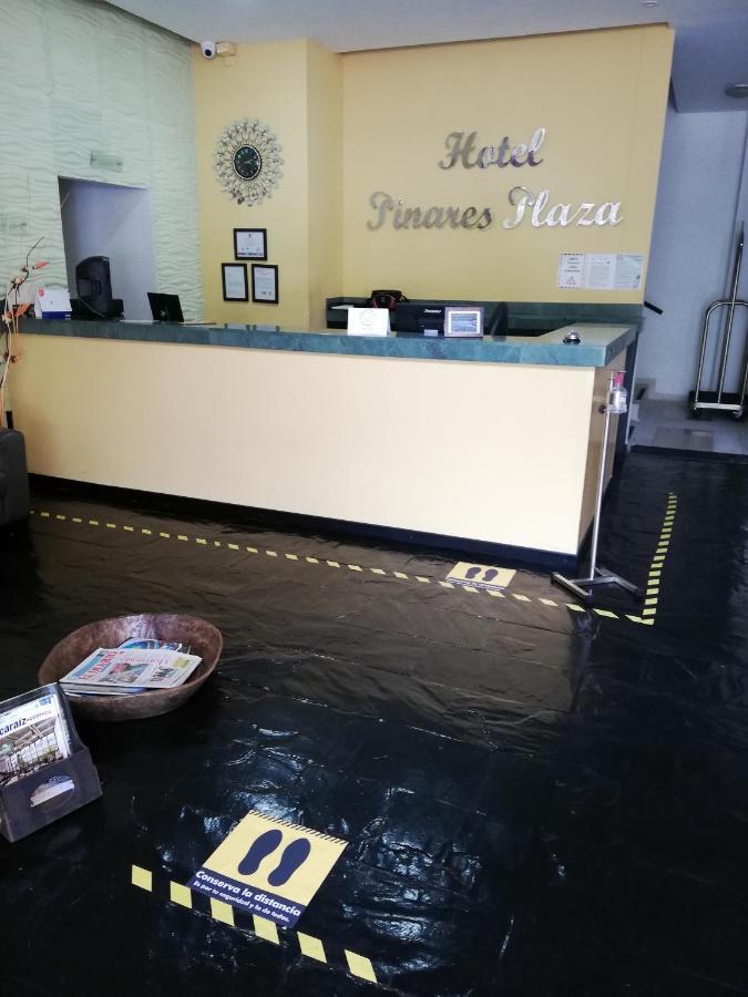 Hotel Pinares Plaza Pereira Extérieur photo