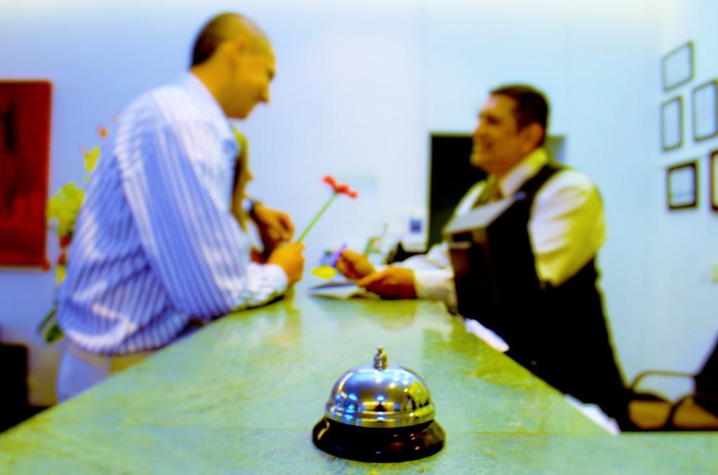 Hotel Pinares Plaza Pereira Extérieur photo