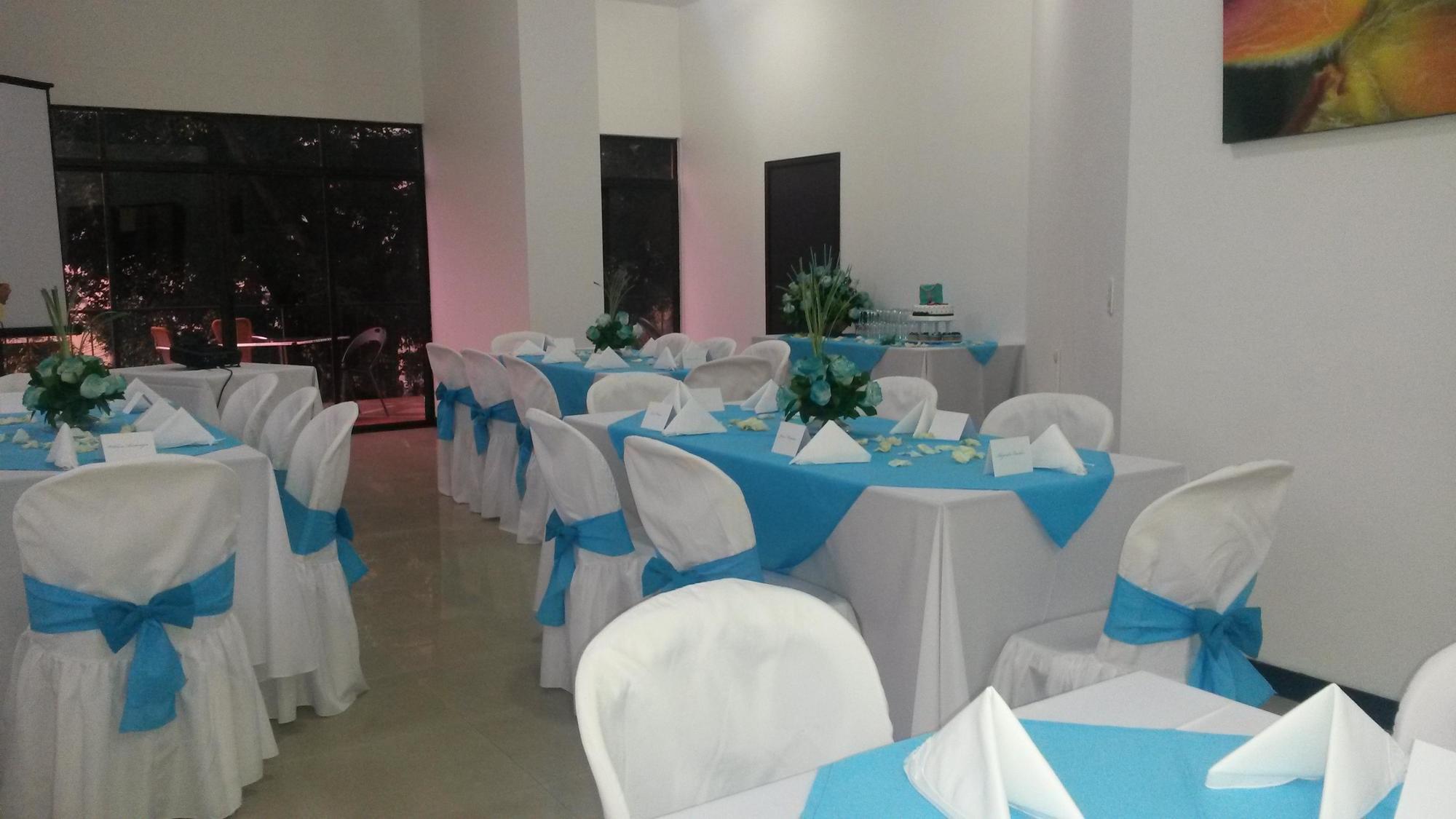 Hotel Pinares Plaza Pereira Extérieur photo