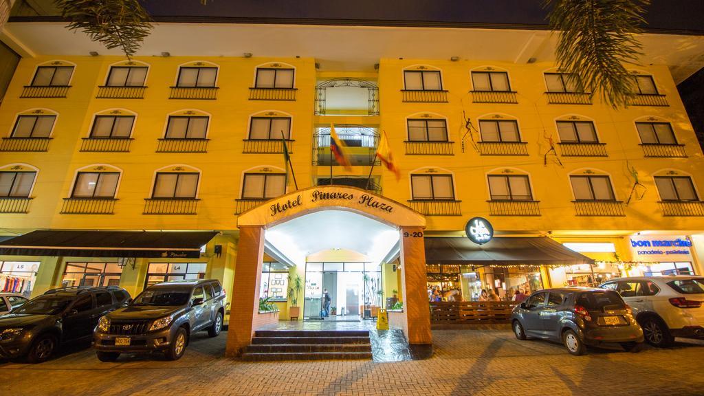 Hotel Pinares Plaza Pereira Extérieur photo