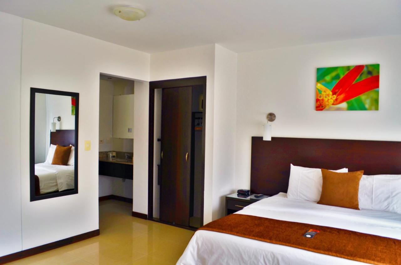Hotel Pinares Plaza Pereira Chambre photo